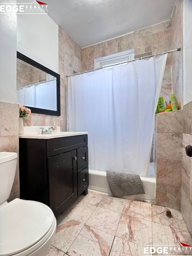 Photo - 137 Chiswick Rd Unit 5