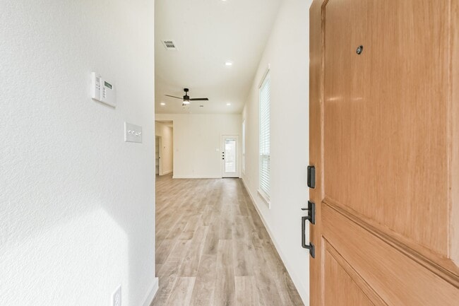 Photo - 1868 Dry Cherry Ln