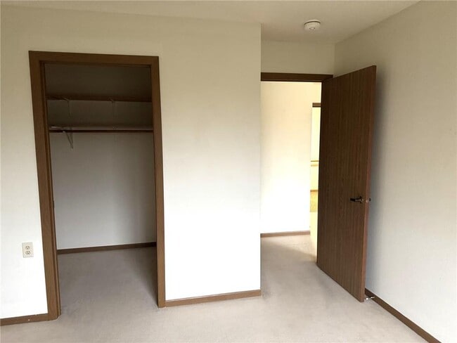 Photo - 611 Main St S Unit #201