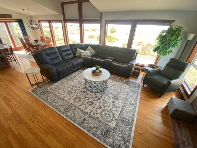 33705 G St