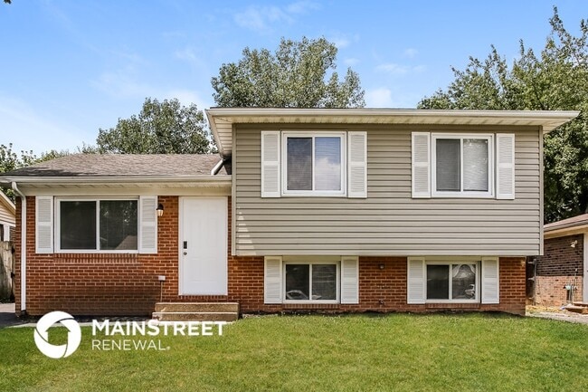 Photo - 1335 Birch Dr