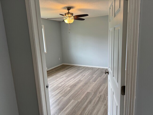 Photo - 615 11th Street Southwest Unidad 102