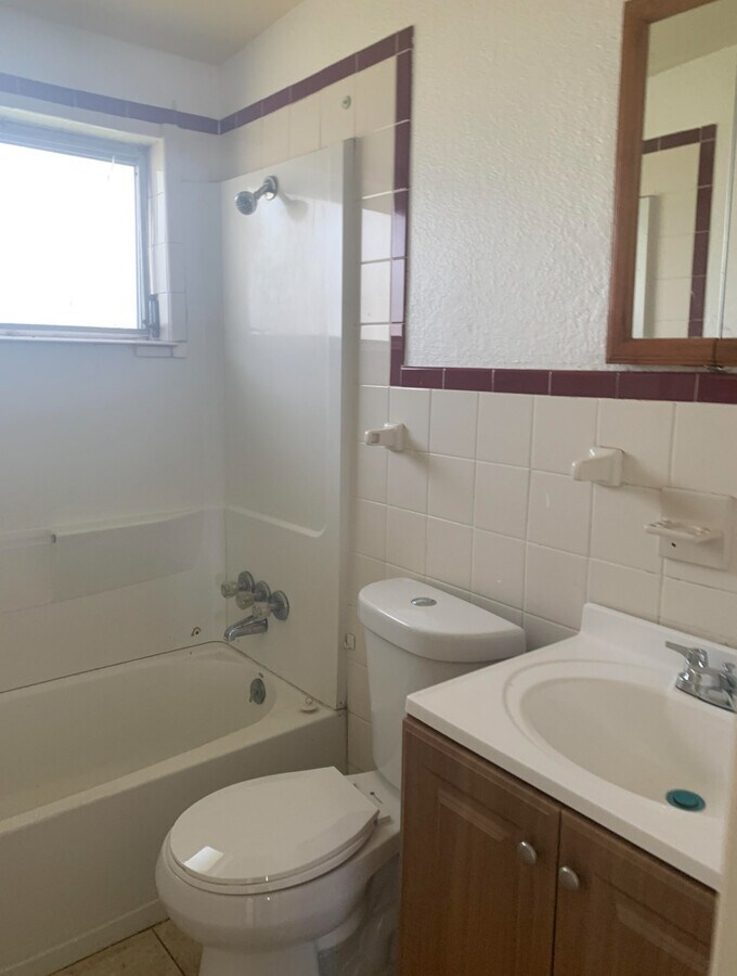 Photo - 3400 Sunset Dr W Casa