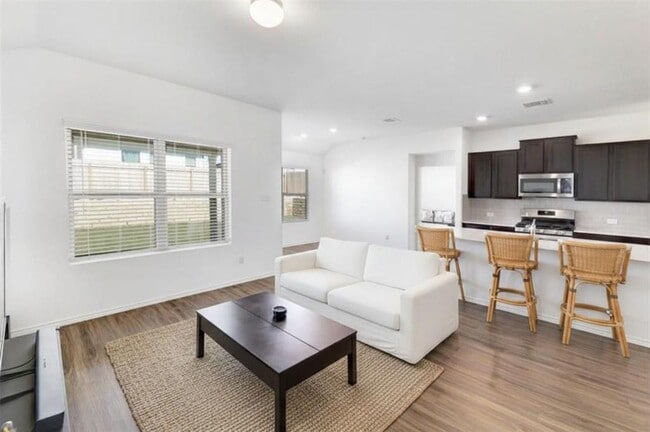 Photo - 21416 Bird Wing Dr