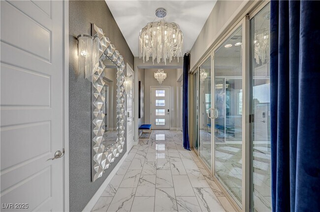 Photo - 3943 Reyes Ave