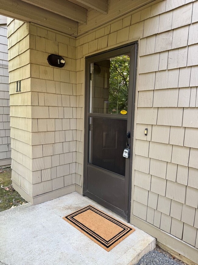 Photo - 11 Crestfield Ct