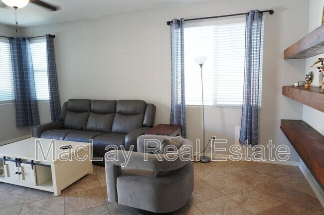 Photo - 2981 E Nighthawk Wy