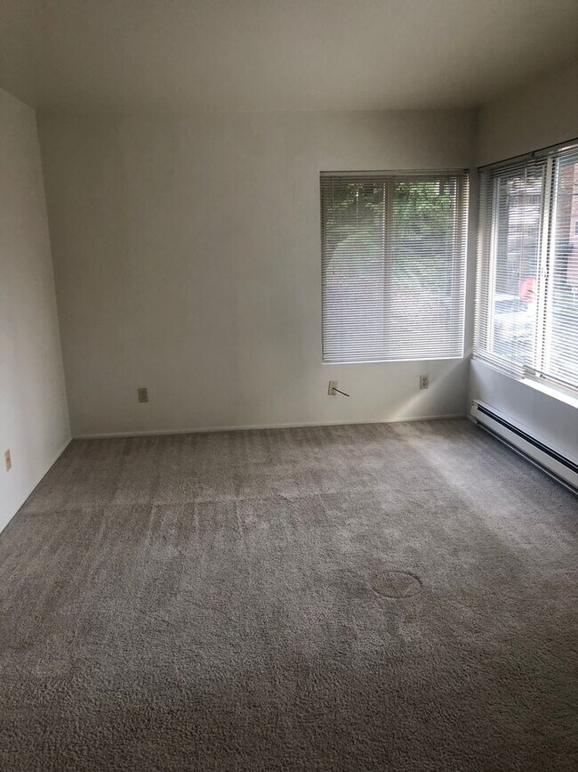 Photo - Camelot Apartments