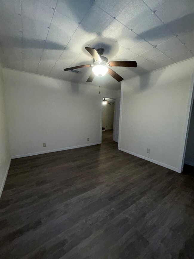 Building Photo - 2018 N Avenue H