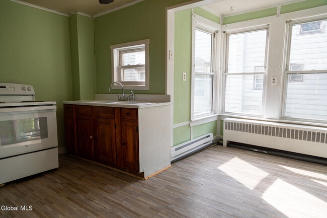 Photo - 133 Union St Unit 1