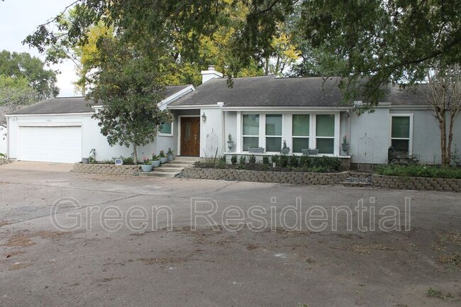 Photo - 12800 Briar Forest Dr House