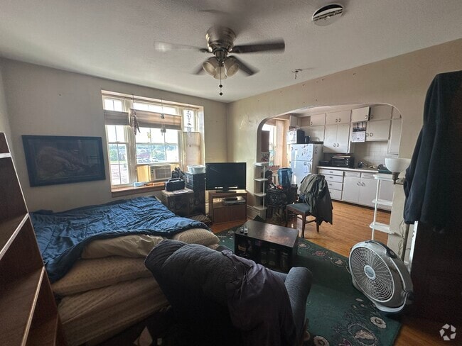 Building Photo - 807 S Front St Unit 3 Rental