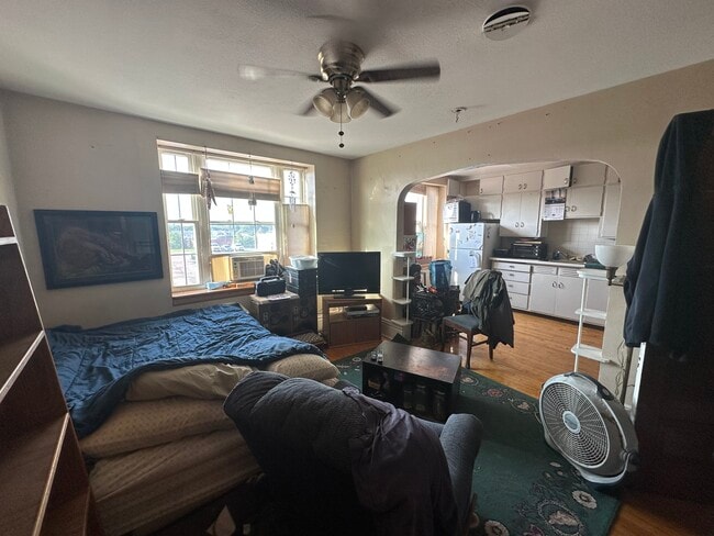 Photo - 807 S Front St Apartments Unit 3