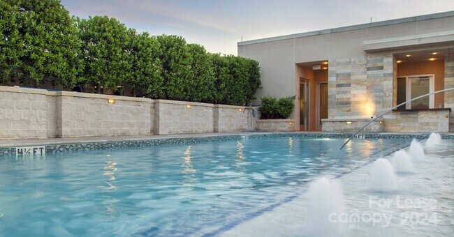 Photo - 125 W Tremont Ave Unit A1B