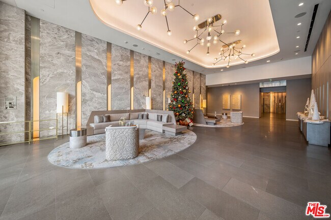 Photo - 877 Francisco St Unidad 1715 Rental