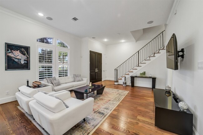 Photo - 1110 Lake Pointe Pkwy