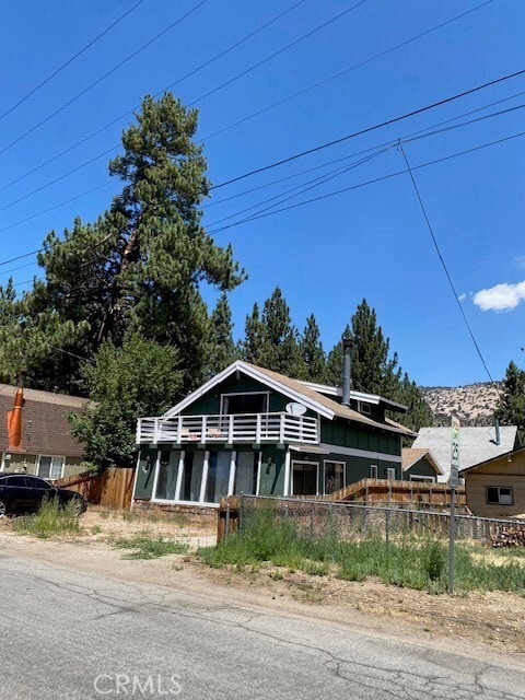 Photo - 749 Elysian Blvd
