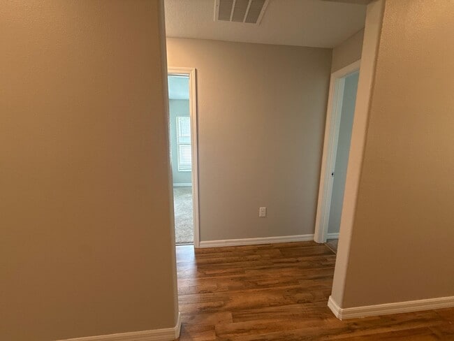 Photo - SW location 4/2/2 **WON'T LAST**