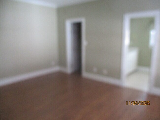 Photo - 75 McCurdy St NW