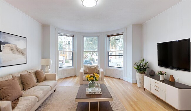 513 Beacon St Unit 3