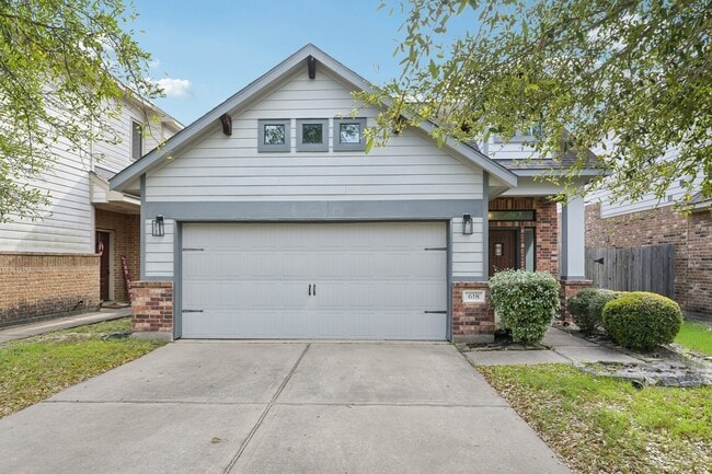 Photo - 618 Aulia Ln