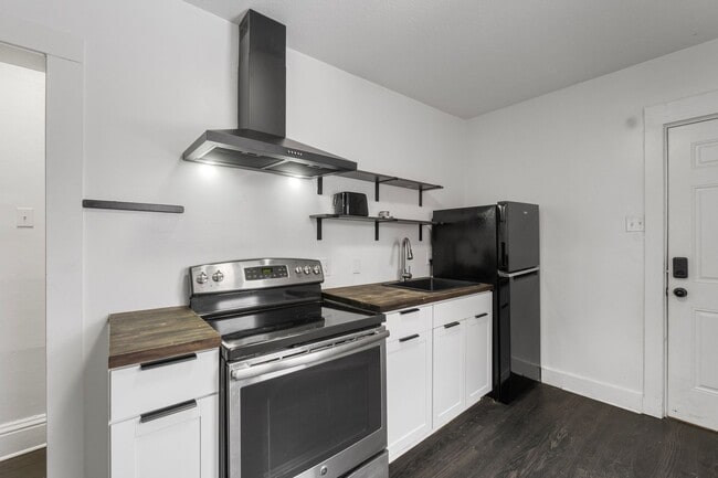 Photo - 849 Columbia Ave Unit 201