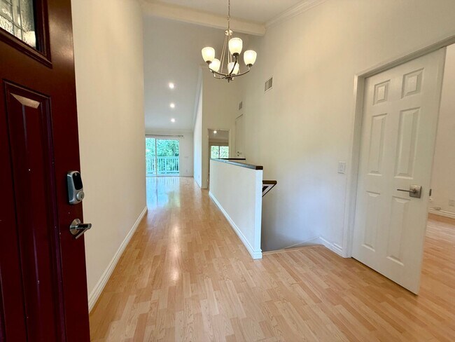 Photo - Beautiful 4 bedroom 2.5 bath home in Oak Park