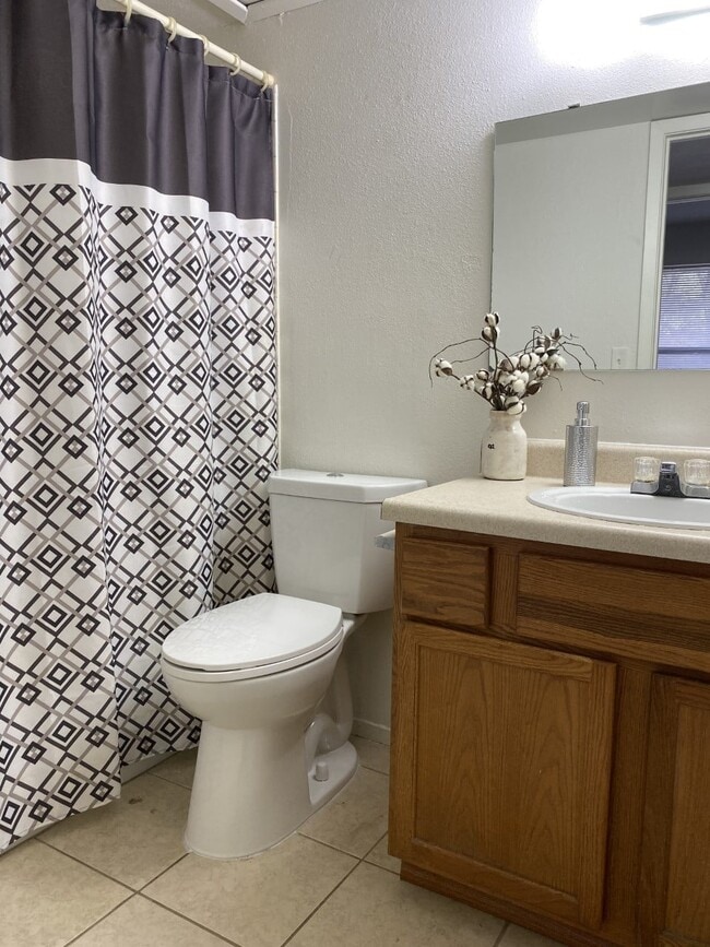 Spacious bathroom