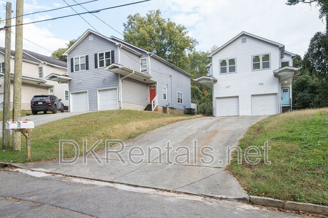 Photo - 2027 Lois Pl NW