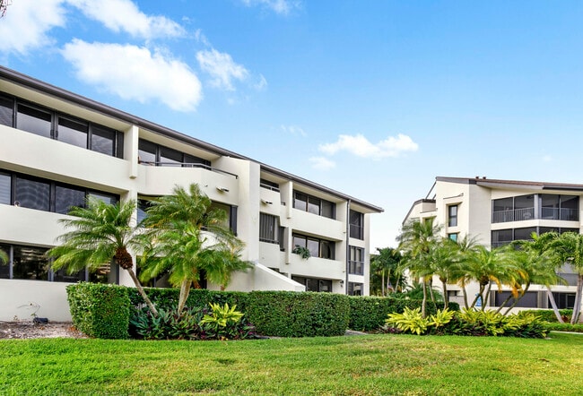 Photo - 1100 Marine Way W Unidad A3l