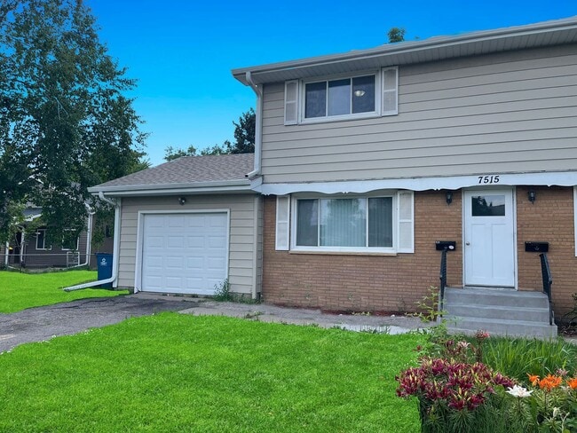 Building Photo - 7515 Cloman Way E Unit A