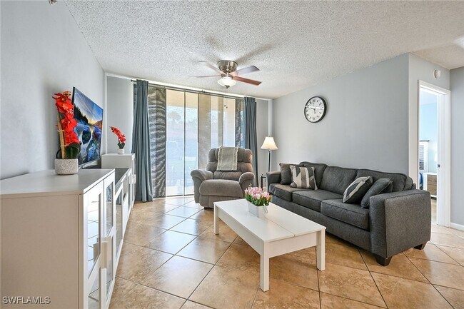 Photo - 1265 Wildwood Lakes Blvd Unidad 3-103