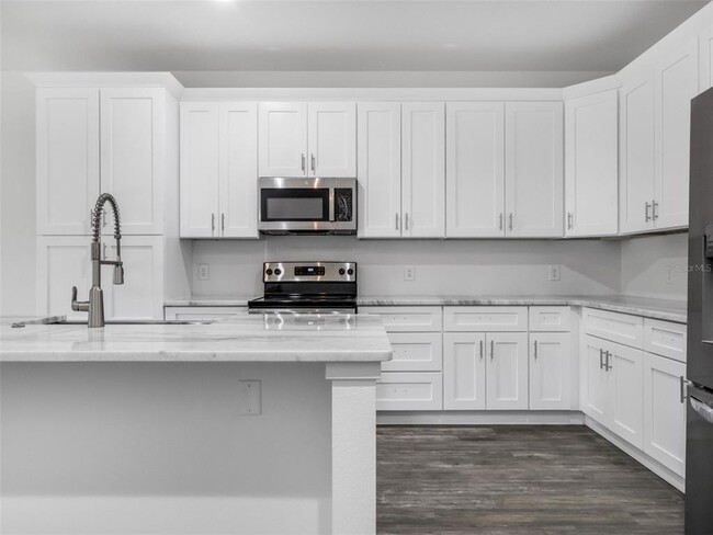 Photo - 1320 N Highland St Townhome