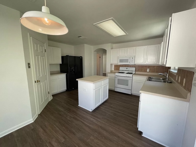 Photo - 224 San Felipe Dr