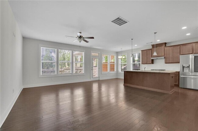 1252 Windmill Pkwy