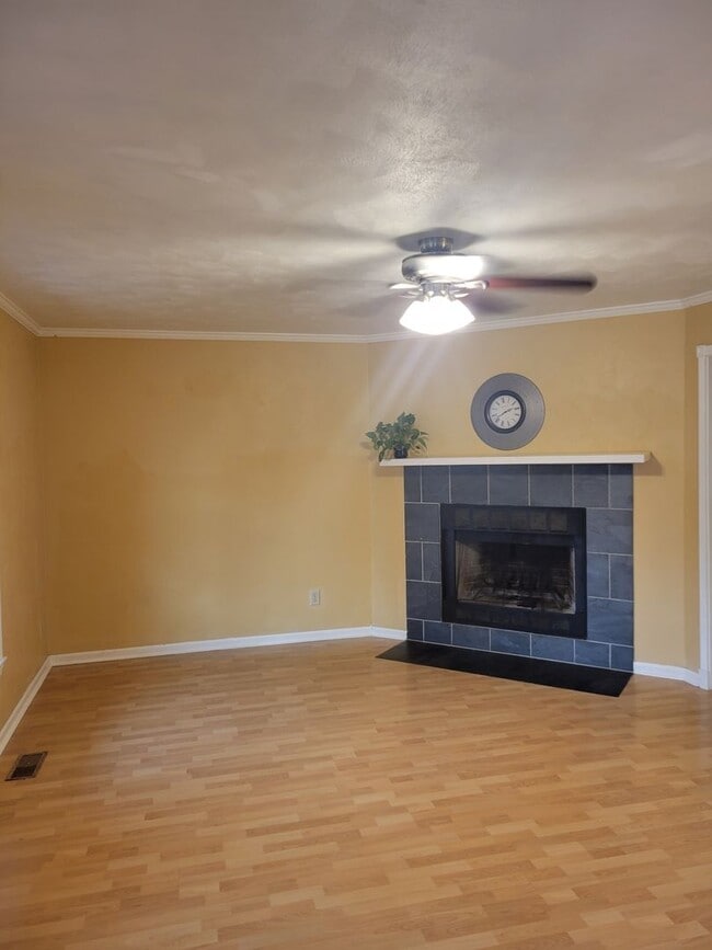 Photo - 4 bedroom 2.5 baths in Kempsville