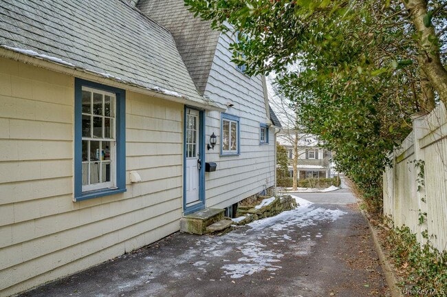 Photo - 8 Ridgecrest W