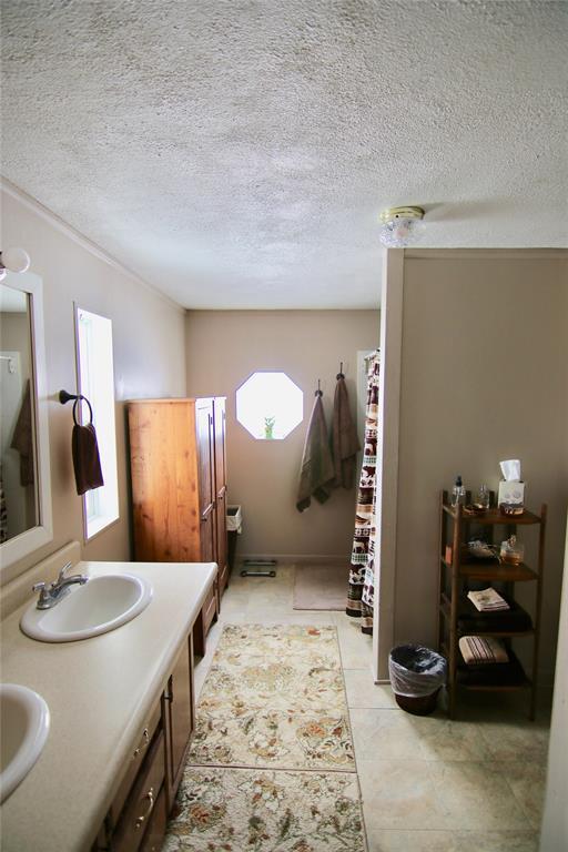 Photo - 1219 Thomas Drive