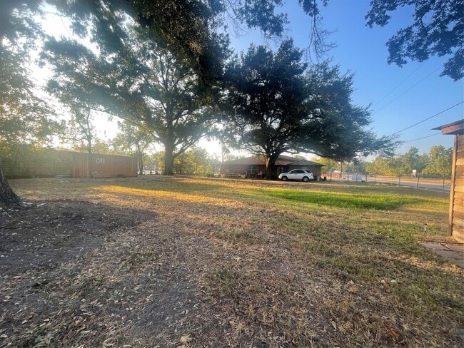 Photo - 5930 Killough St Casa