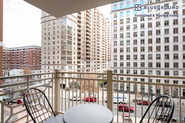 Photo - 4001 9th St N Unidad SI FL5-ID615