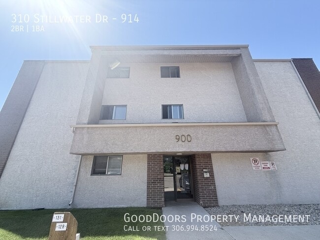 Building Photo - 310 Stillwater Dr Unit 914