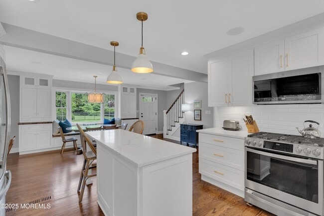 Photo - 57 W River Rd