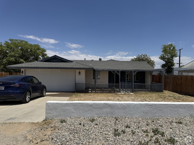 Building Photo - 6135 Mojave Ave Rental