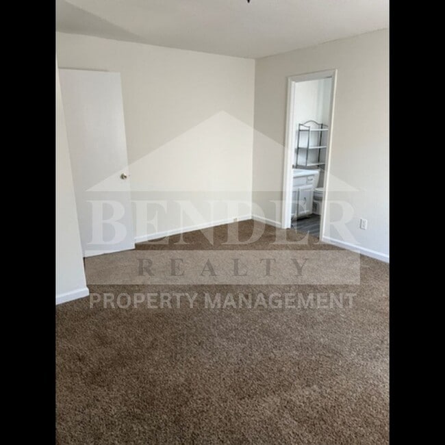 Photo - CHARWOOD TRAIL 4816/4818 Unit 4816