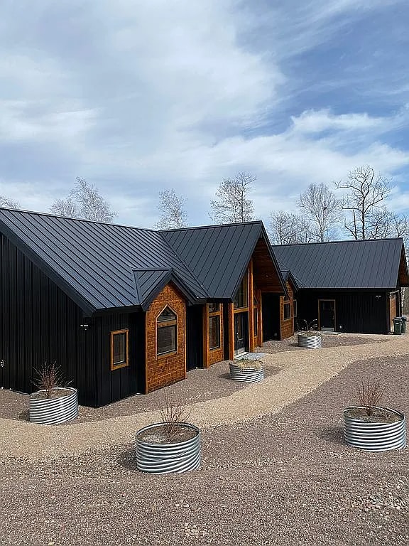 Photo - 978 Lakeview Dr