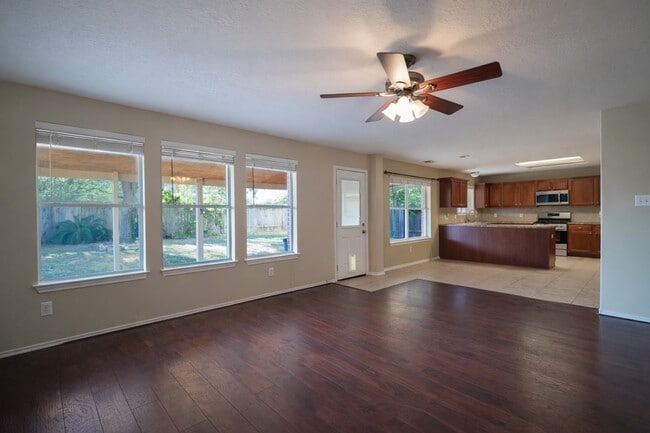 Photo - 8315 Cardamon Ln