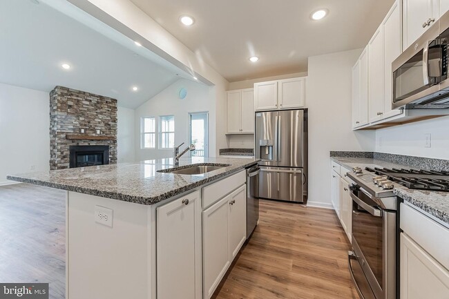 Photo - 23506 Reed Grass Wy