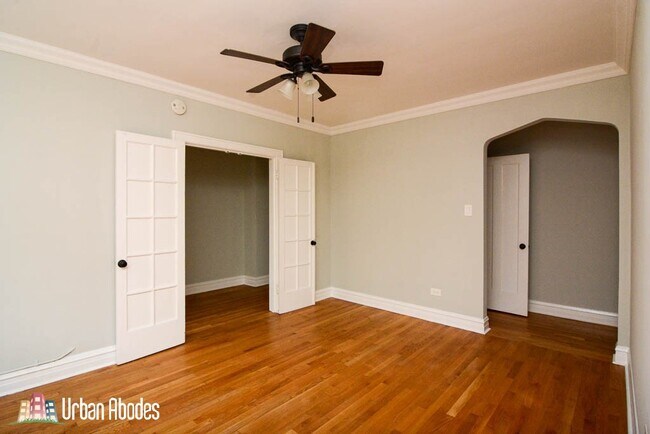 Photo - 4735 N Hermitage Ave Unit A01C