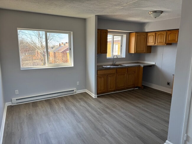 Photo - 14520 Milverton Rd Unit 102