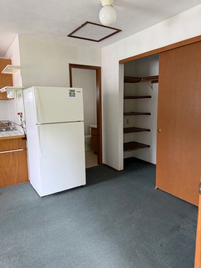 Photo - 1060 Lower Kimo Dr Unit Upstairs